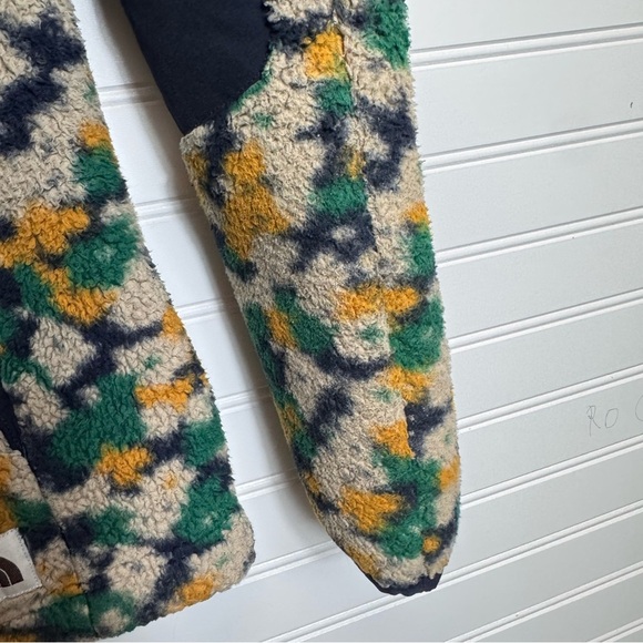 The North Face Women’s Sz M CAMPSHIRE Pullover Hoodie 2.0 Outdoor Warm Sweater - Picture 5 of 16